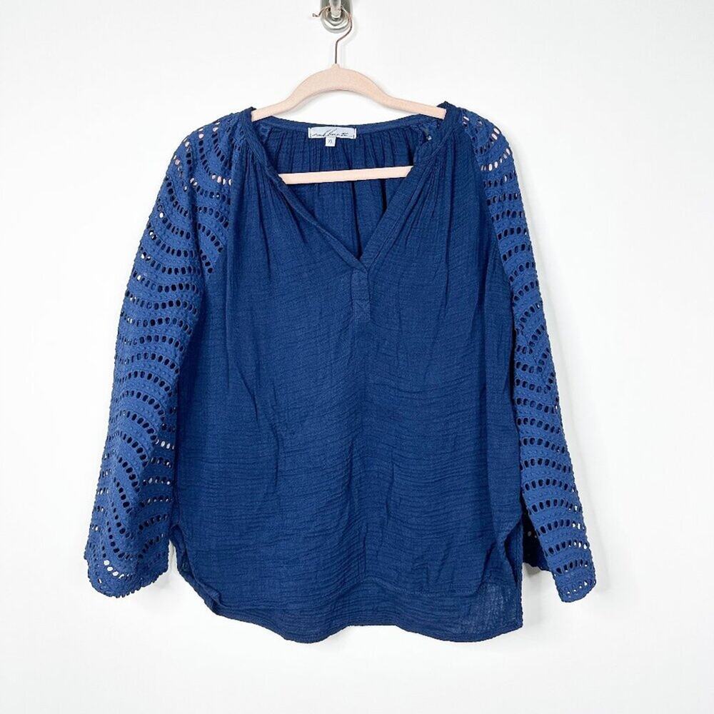 2/$30 Red Haute Crochet Pointelle-Knit Sleeve Blouse Navy XS #A0259 TRB2 - Picture 3 of 8
